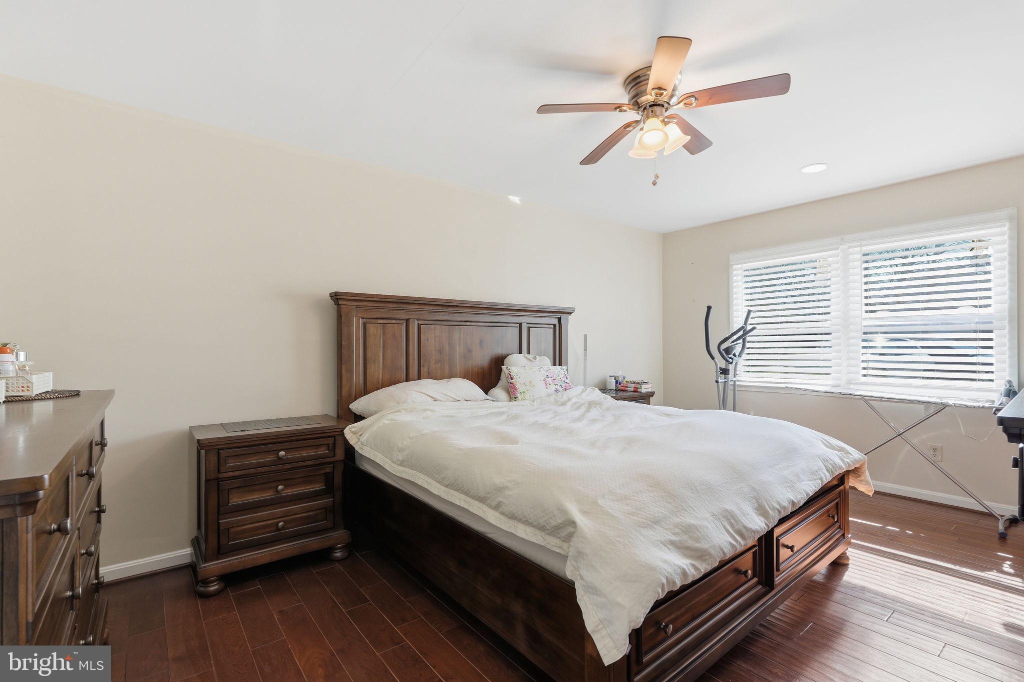 SOMERSET AT WESTRIDGE - Residential