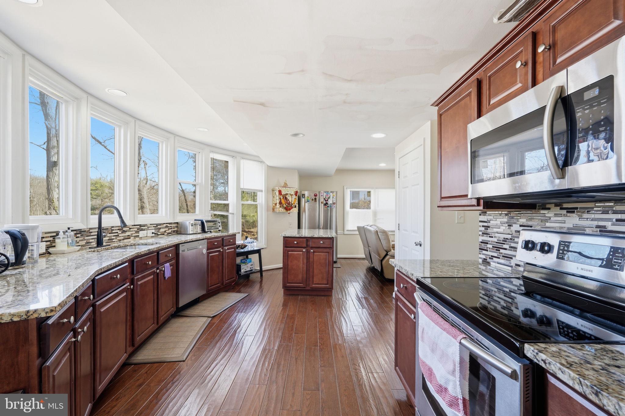 SOMERSET AT WESTRIDGE - Residential