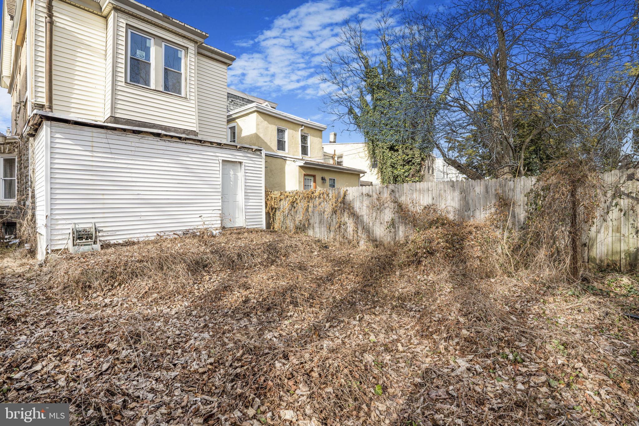 GERMANTOWN - Residential