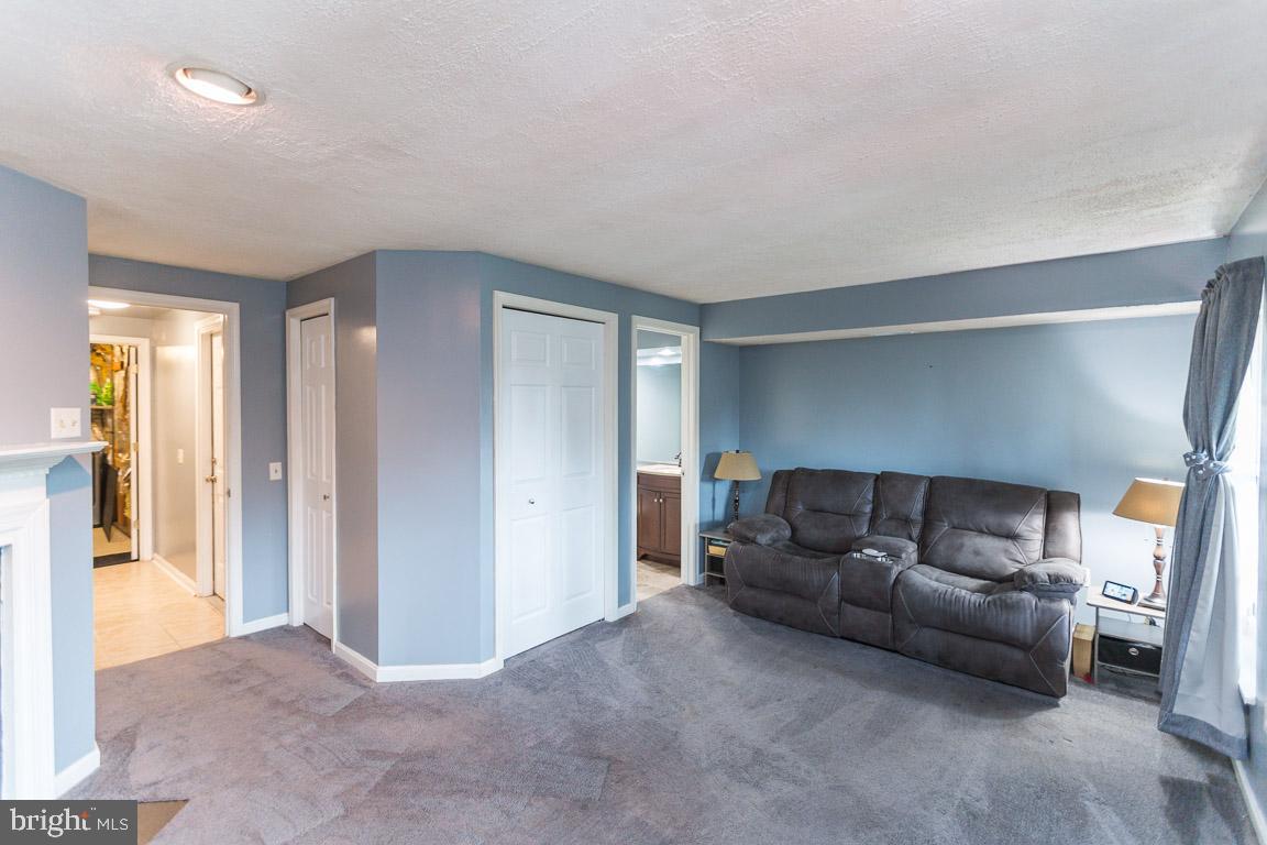 FOXCROFT - Residential