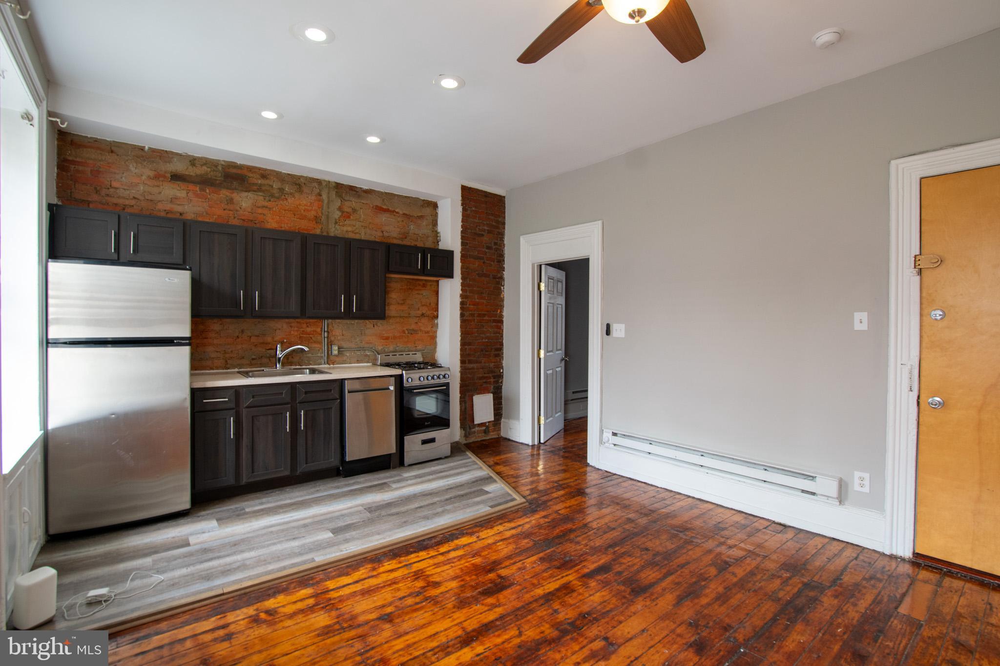 FAIRMOUNT - Residential Lease