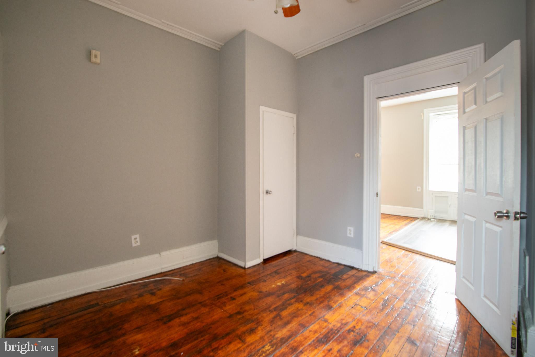 FAIRMOUNT - Residential Lease