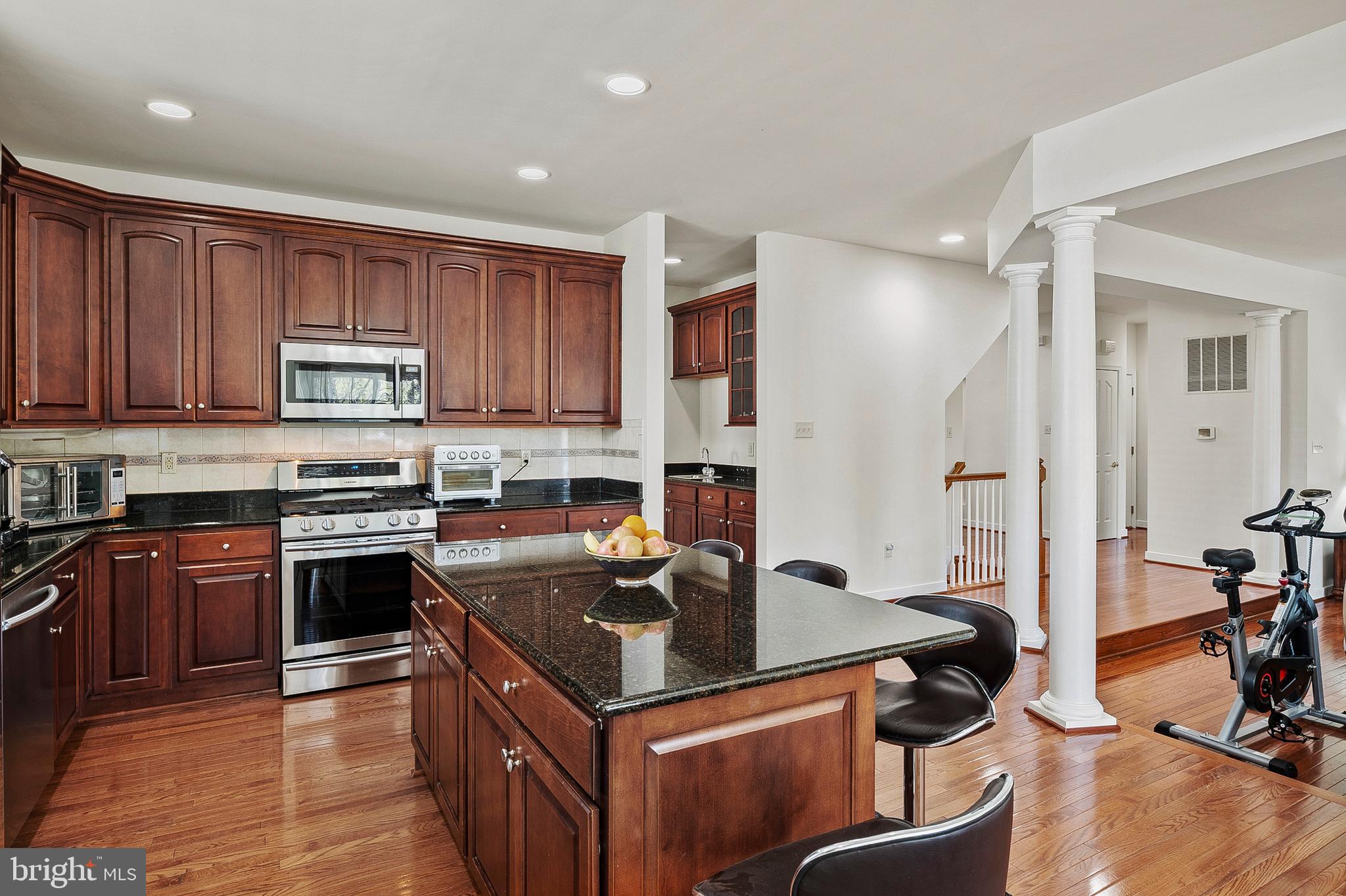 AMBER MEADOWS - Residential