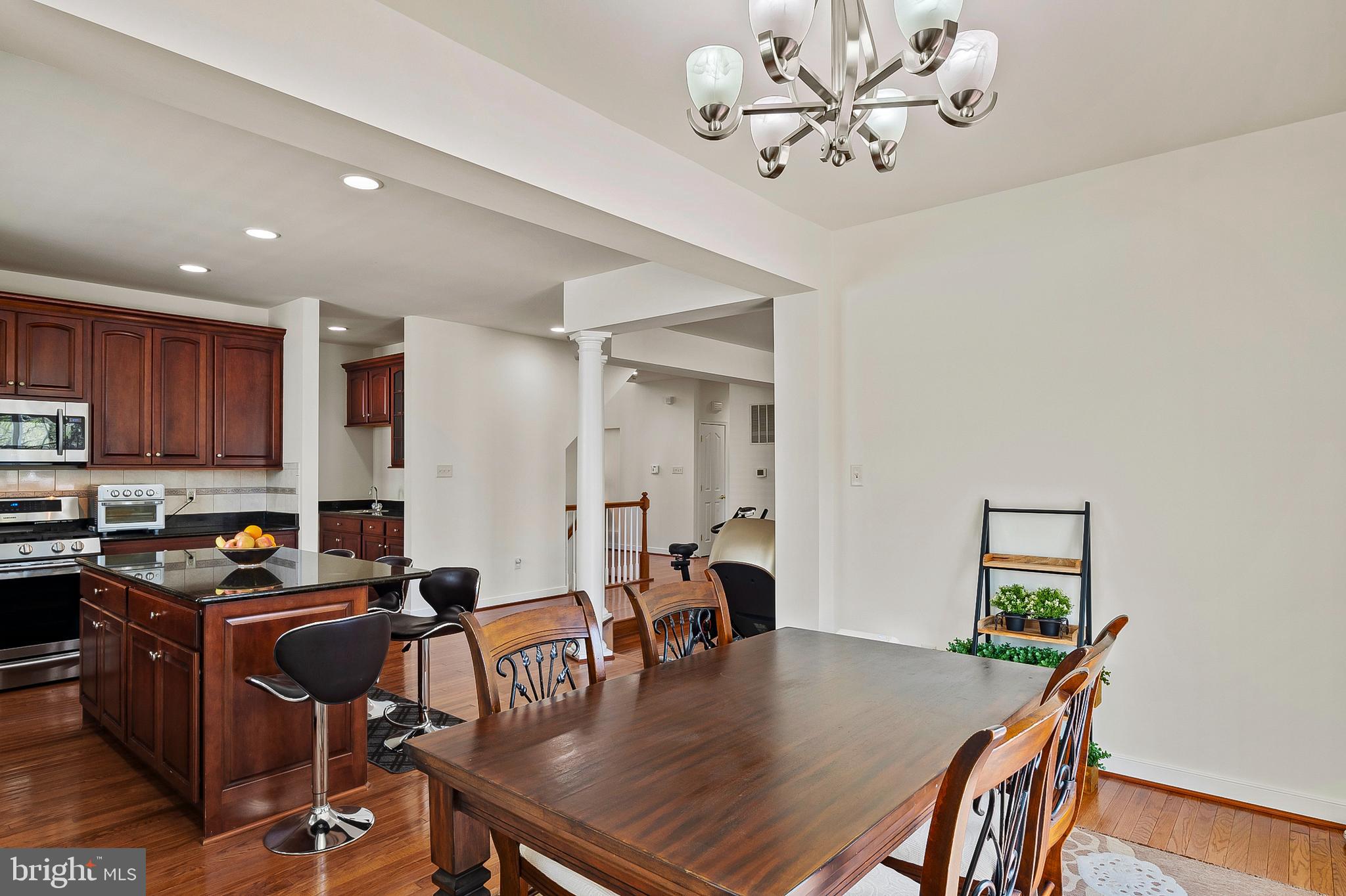 AMBER MEADOWS - Residential