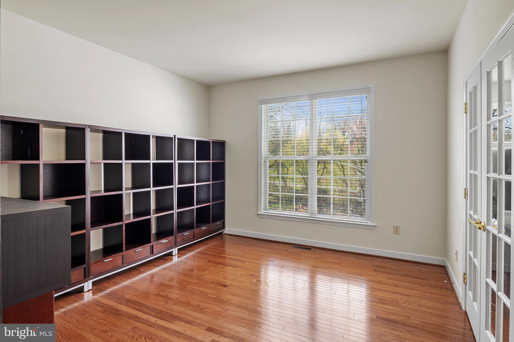 AMBER MEADOWS - Residential