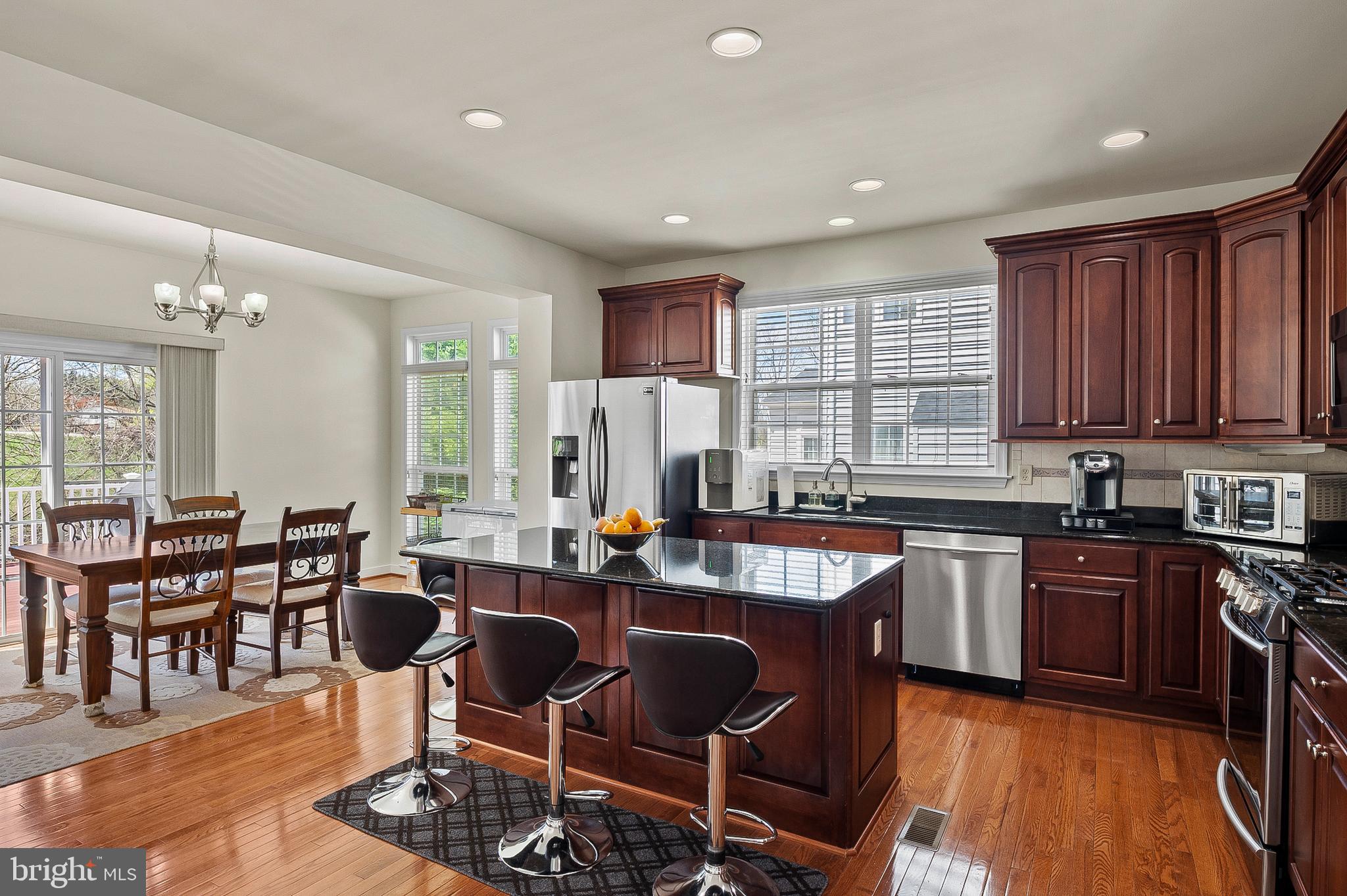 AMBER MEADOWS - Residential