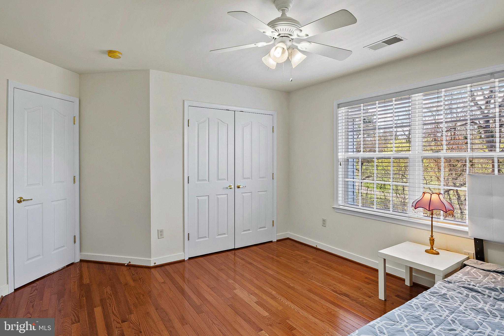 AMBER MEADOWS - Residential