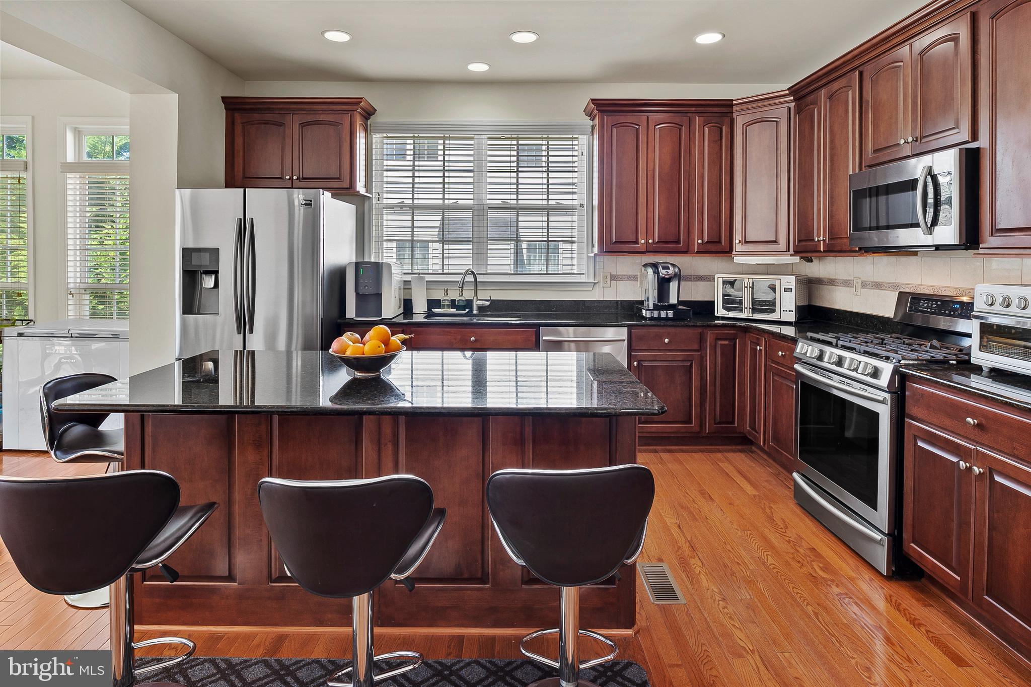 AMBER MEADOWS - Residential