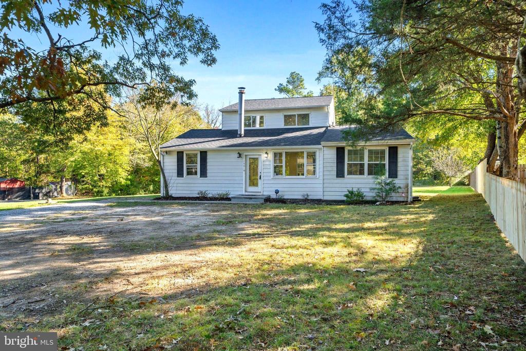 Photo of 14010 S Springfield Road, BRANDYWINE, MD 20613 (MLS # MDPG2179898)