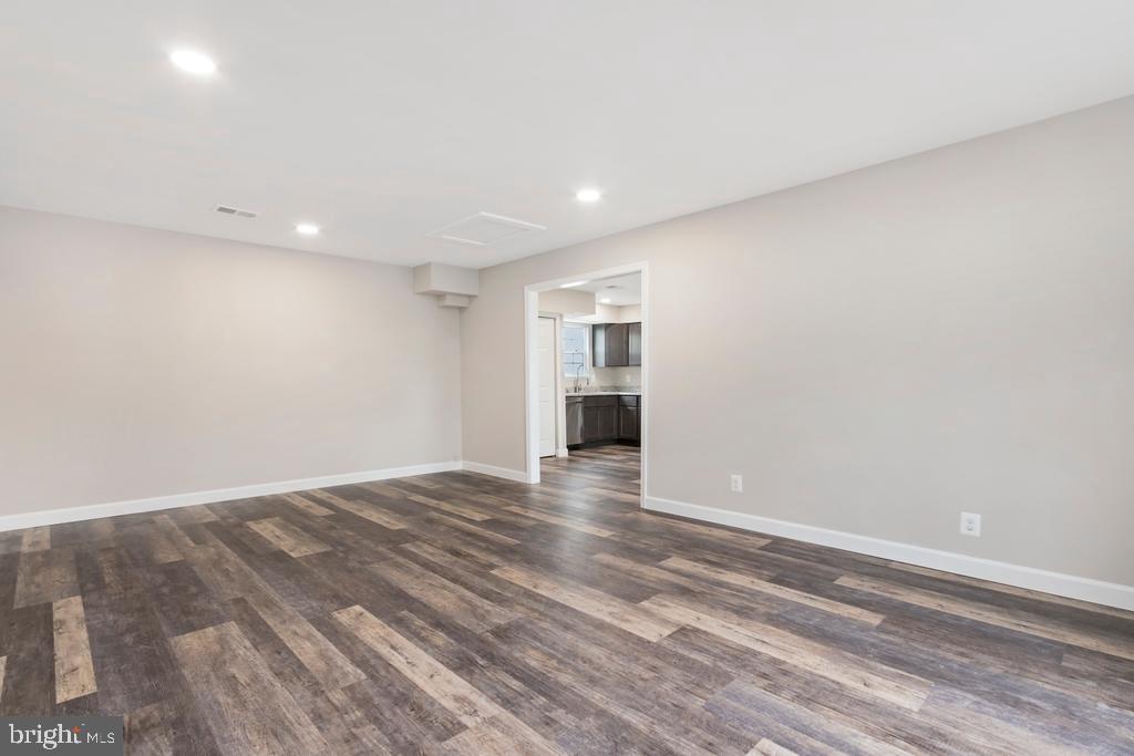 DALE CITY - Residential