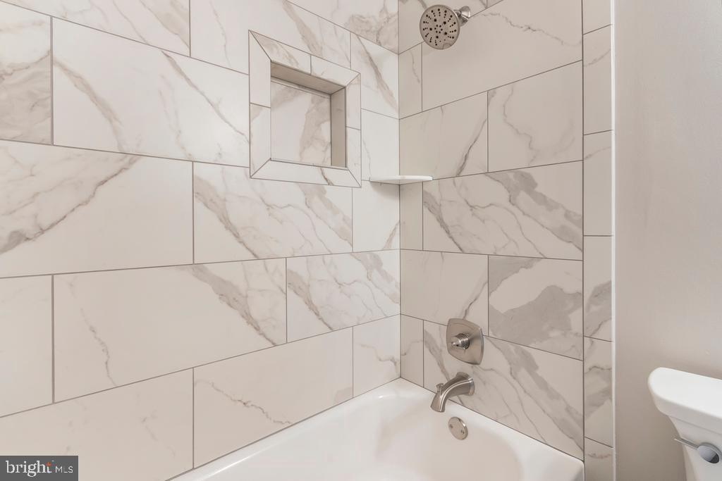 DALE CITY - Residential