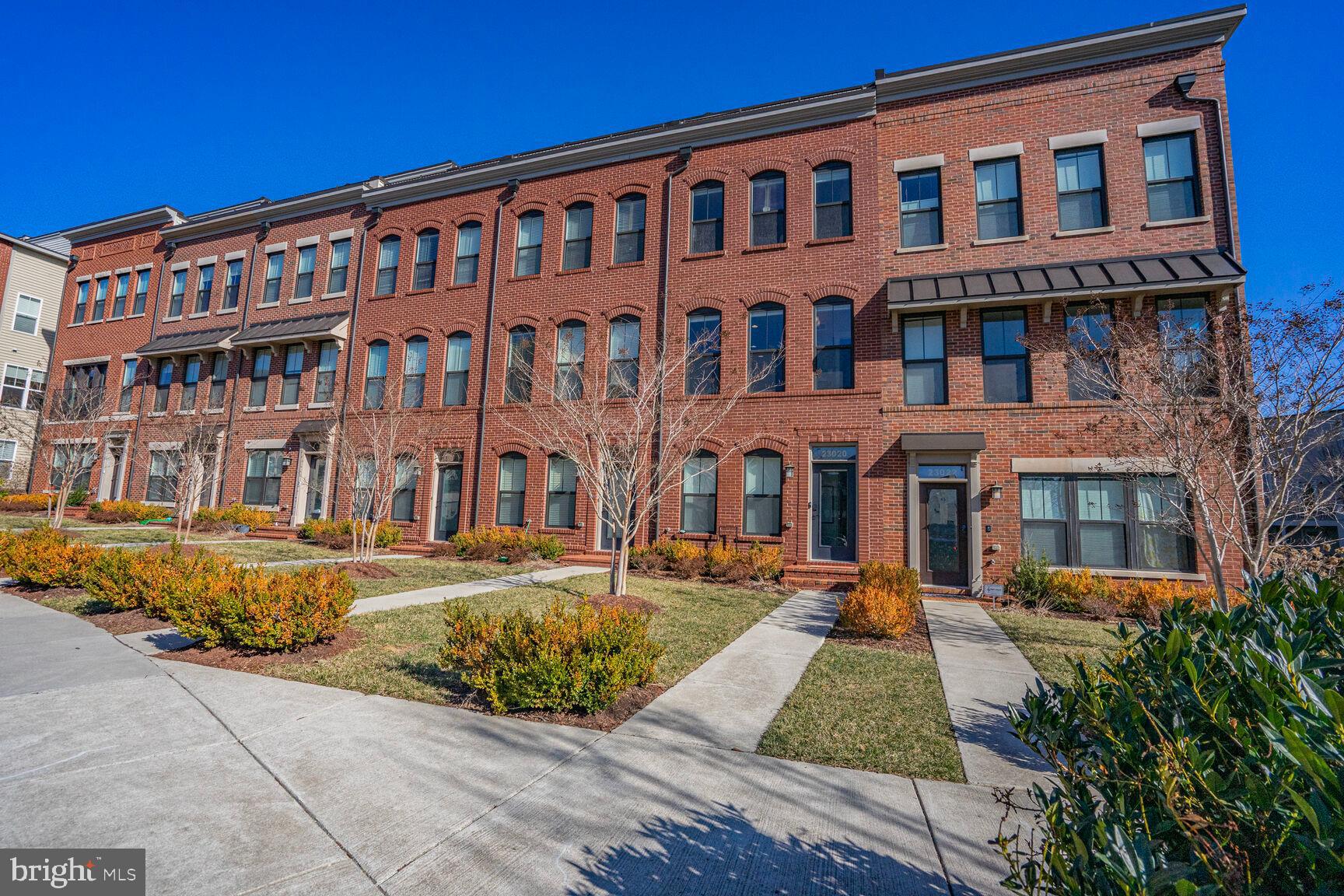 BRAMBLETON TOWN CENTER SOUTH - Residential