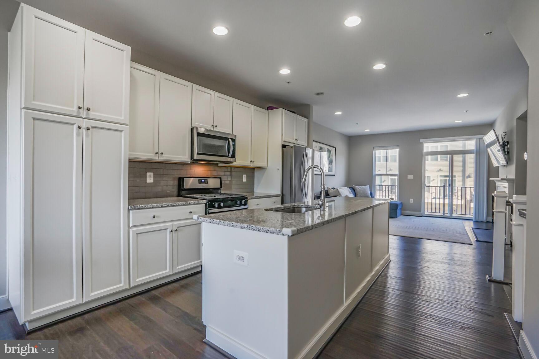 BRAMBLETON TOWN CENTER SOUTH - Residential