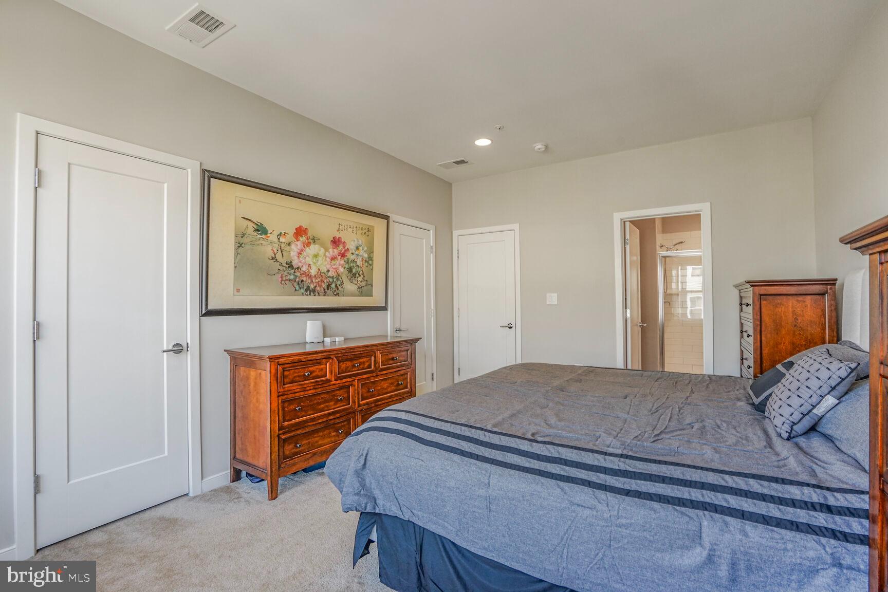 BRAMBLETON TOWN CENTER SOUTH - Residential