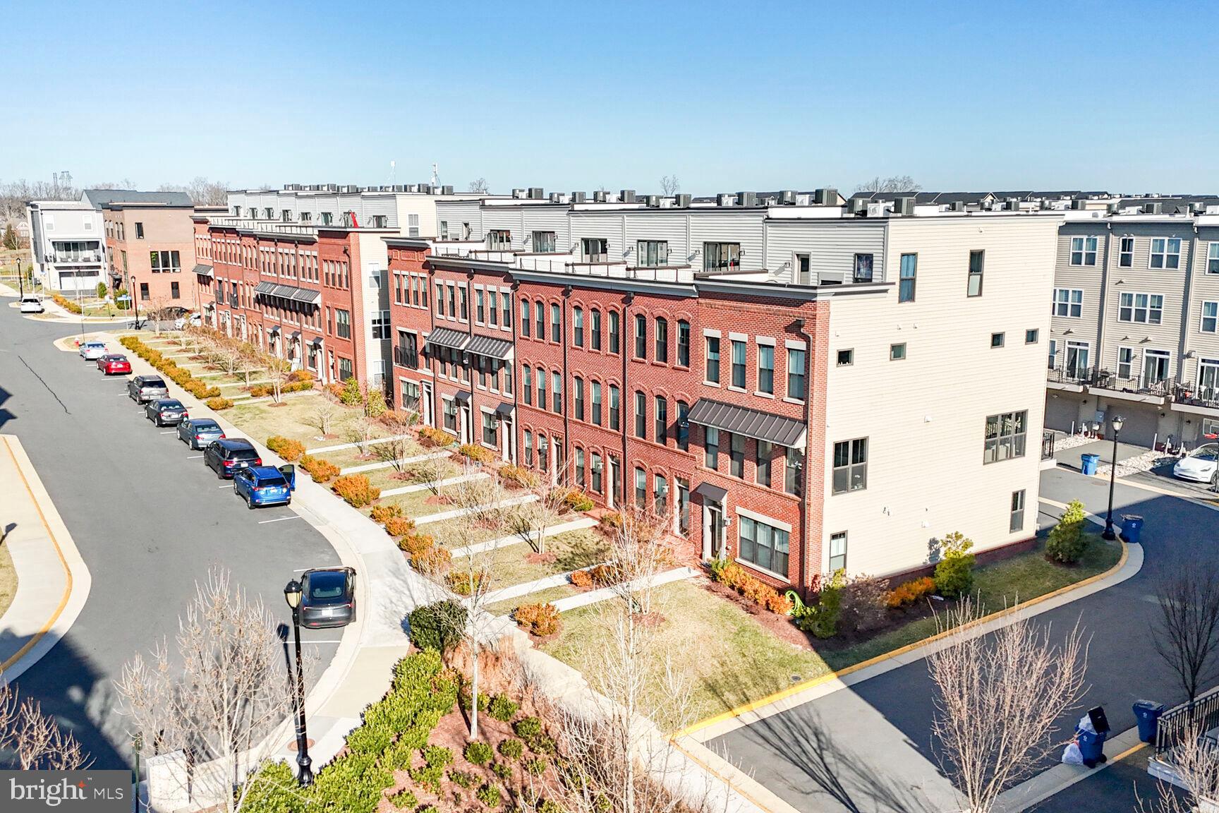 BRAMBLETON TOWN CENTER SOUTH - Residential