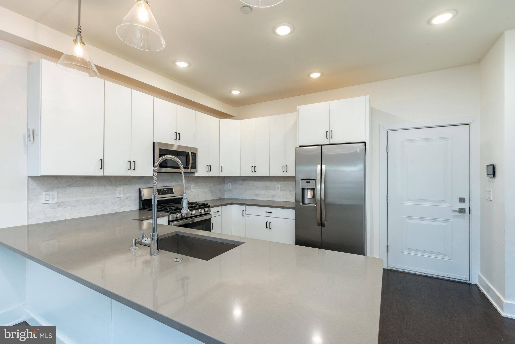 OLDE KENSINGTON - Residential