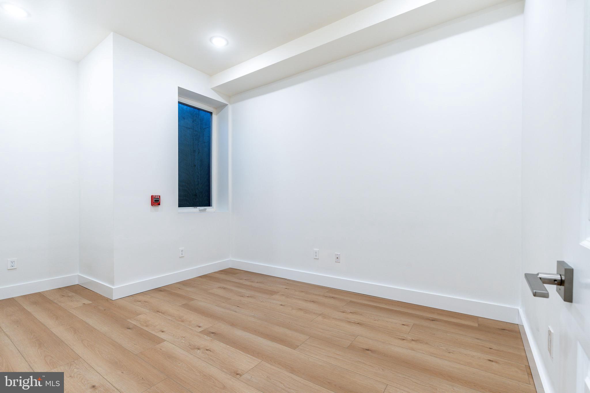 OLDE KENSINGTON - Residential