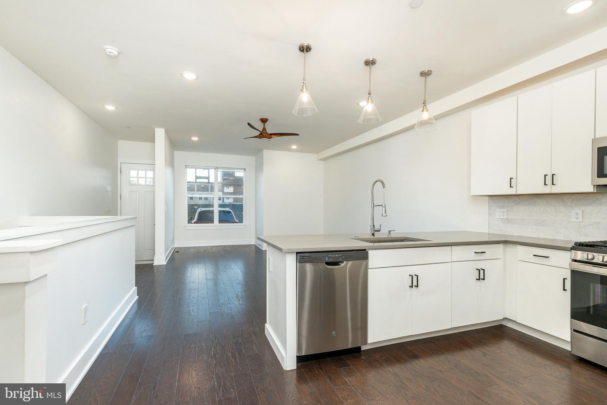 OLDE KENSINGTON - Residential