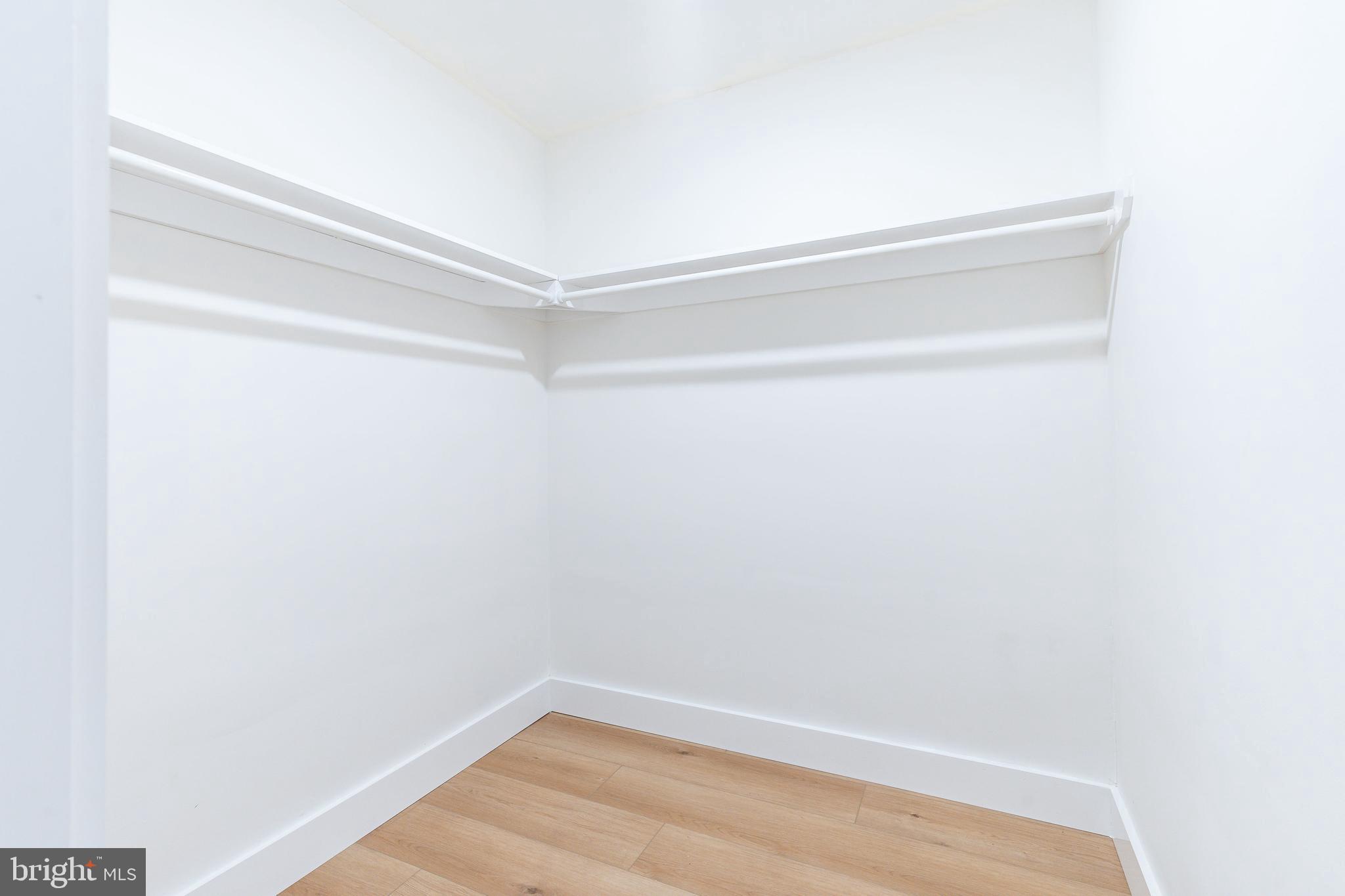 OLDE KENSINGTON - Residential