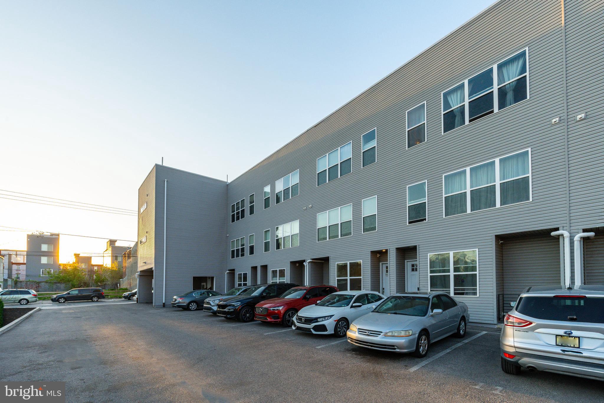 OLDE KENSINGTON - Residential