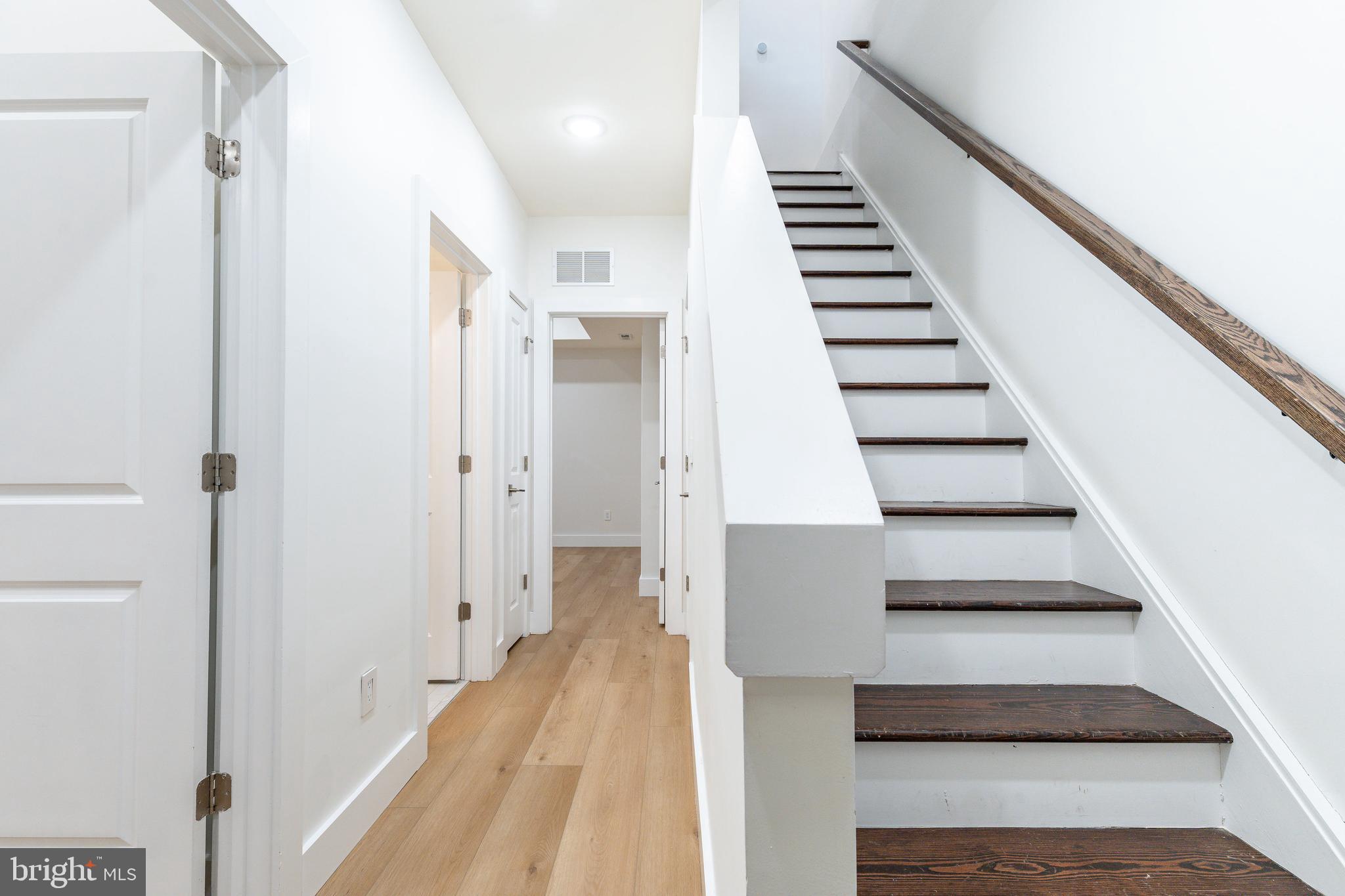 OLDE KENSINGTON - Residential