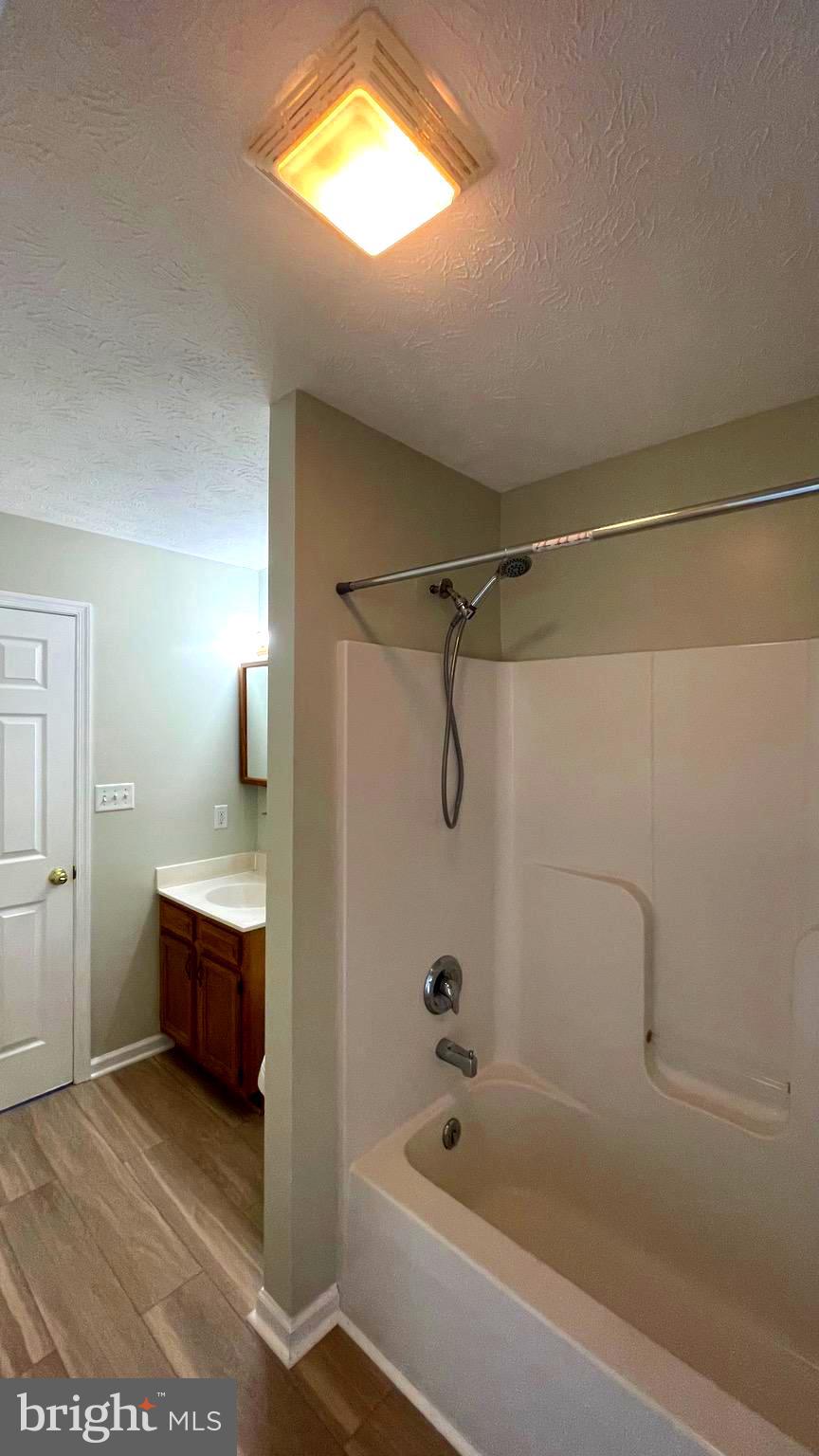 TABLER STATION MANOR - Residential