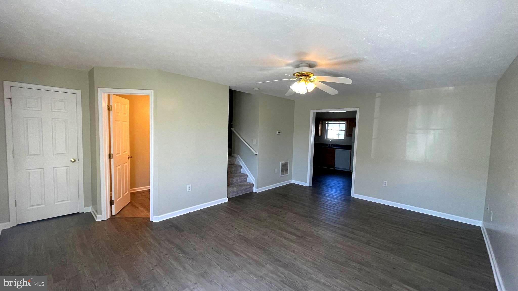 TABLER STATION MANOR - Residential