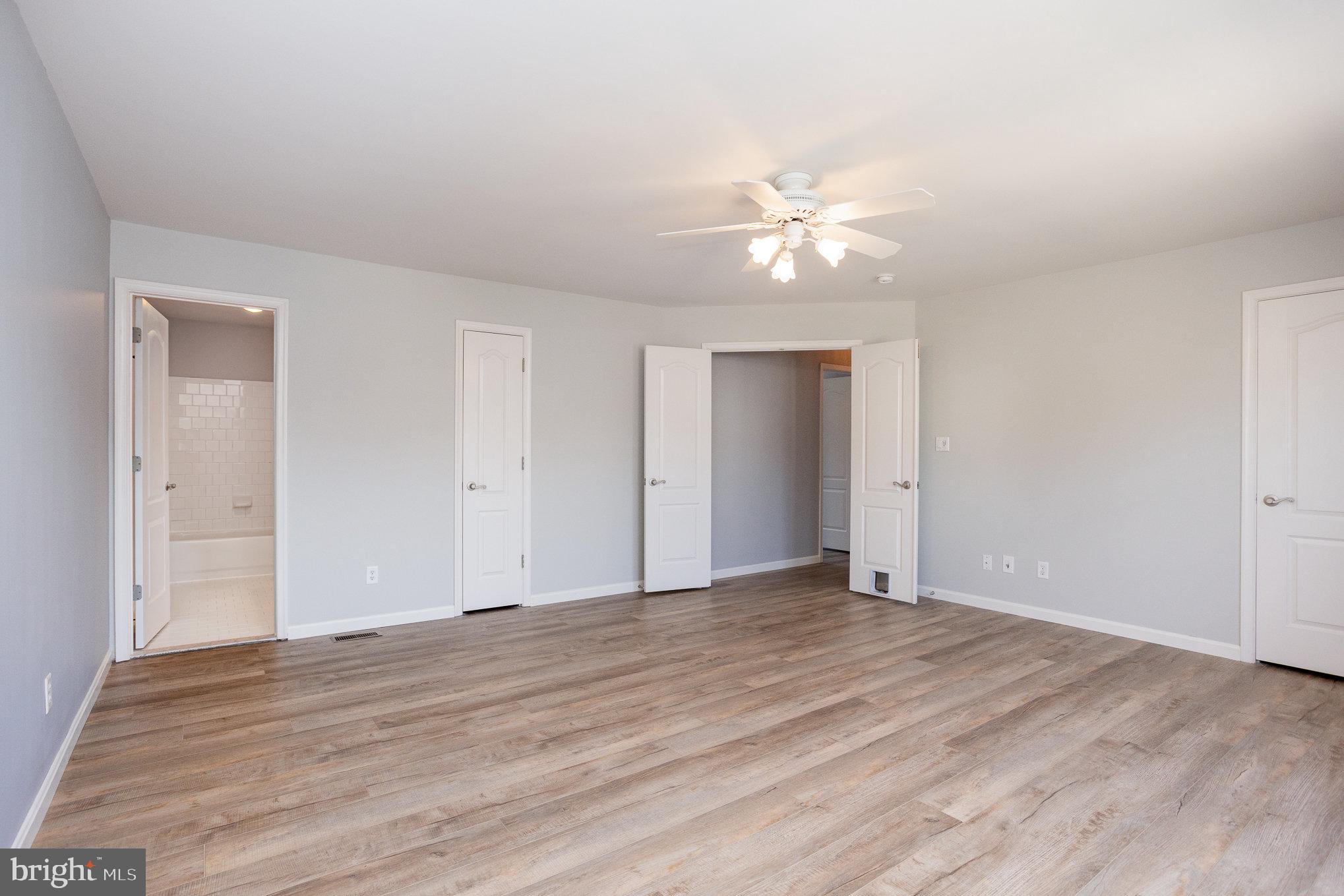 HICKORY OVERLOOK - Residential