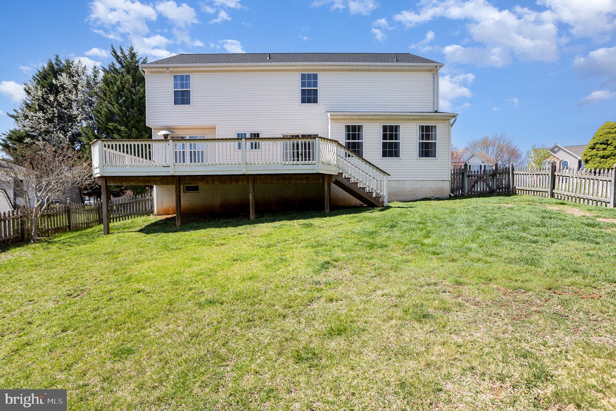 HICKORY OVERLOOK - Residential