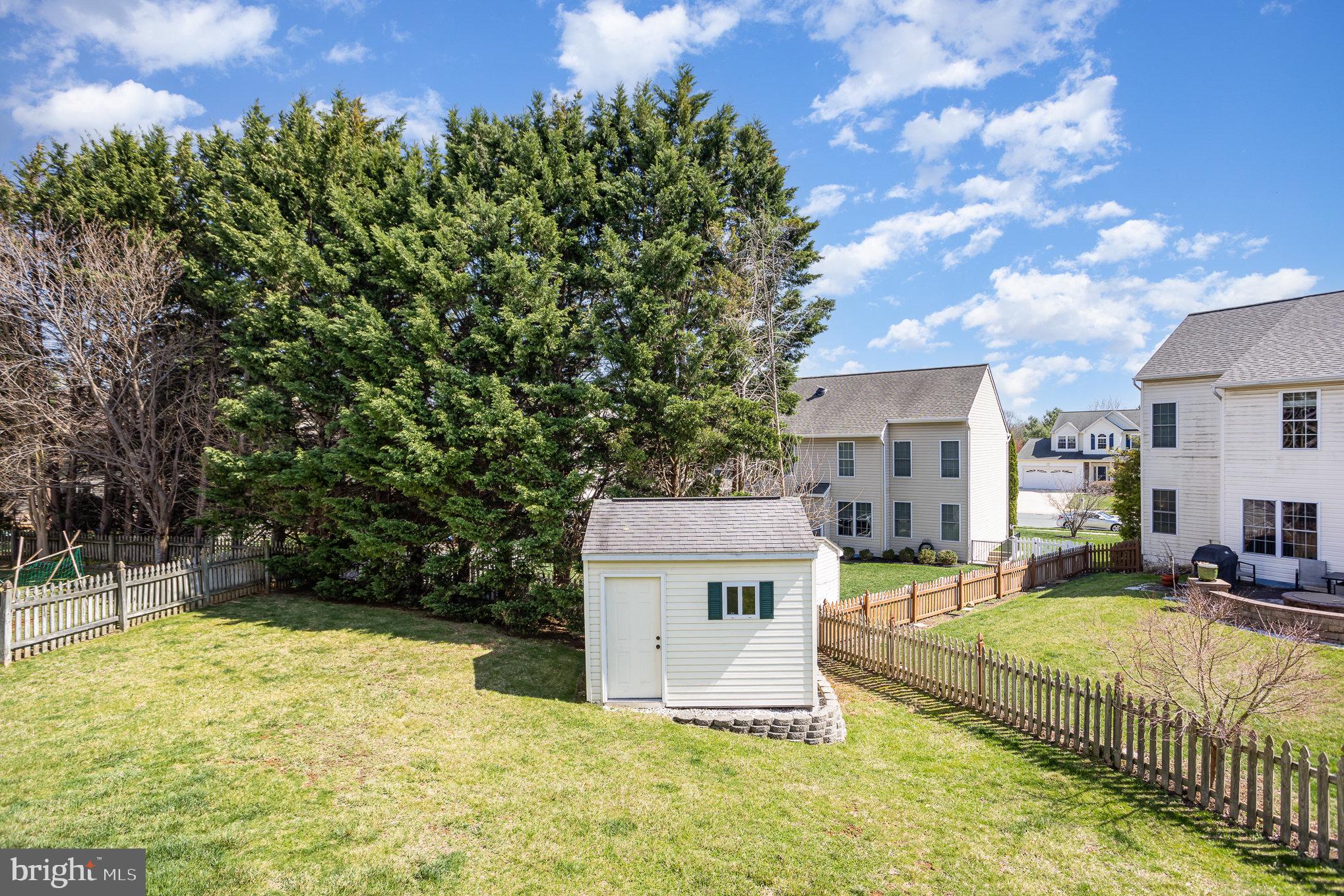 HICKORY OVERLOOK - Residential