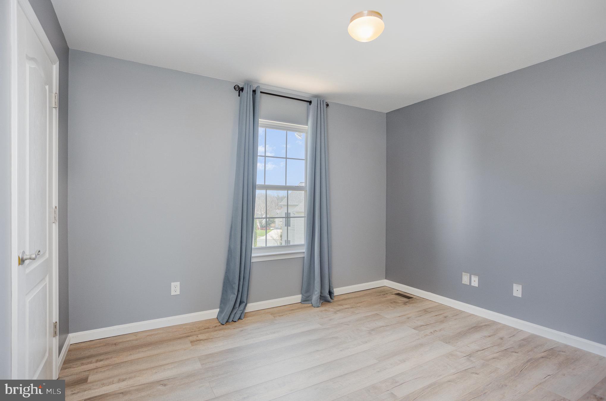 HICKORY OVERLOOK - Residential