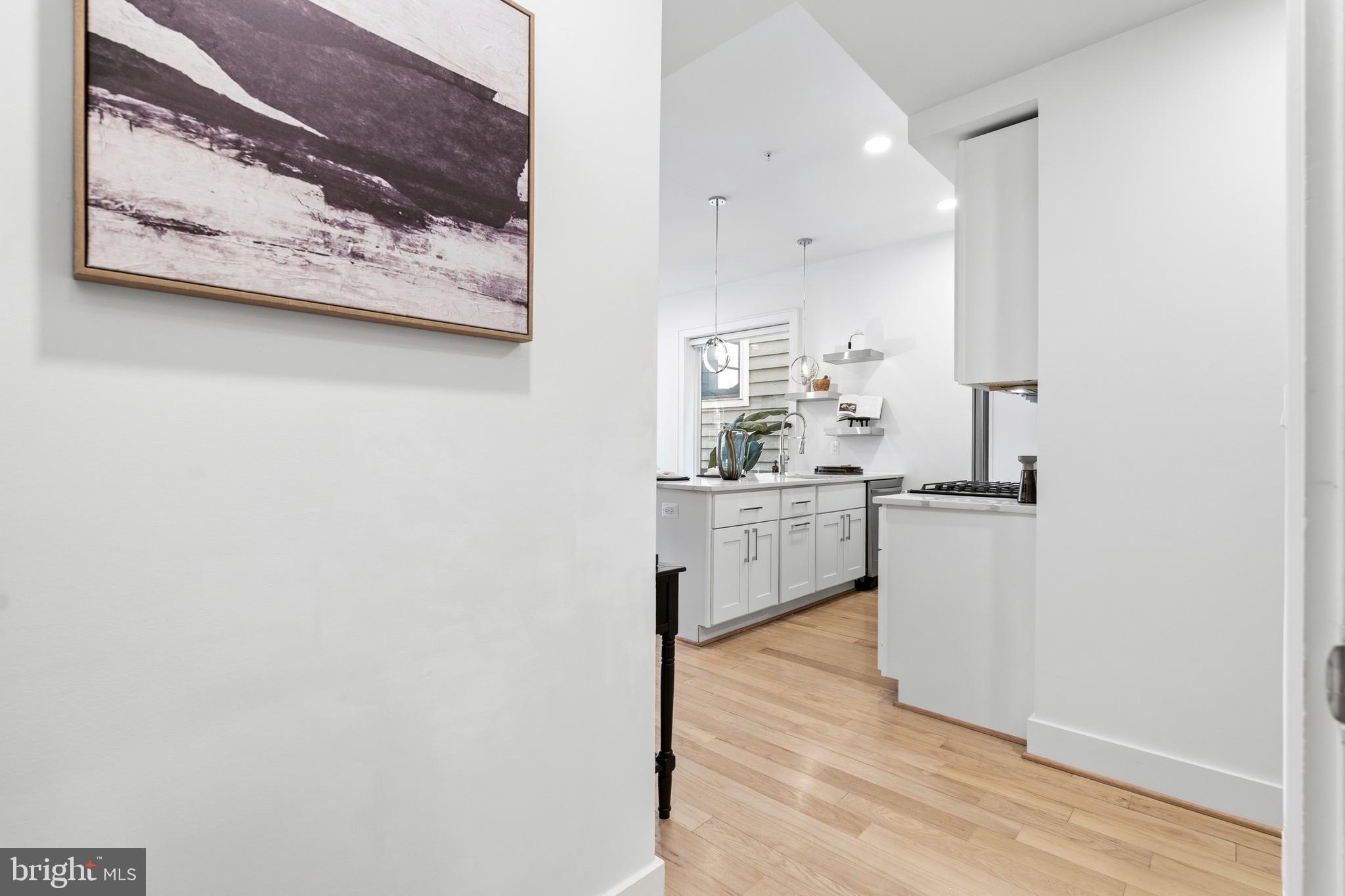 836 VARNUM STREET NW 201