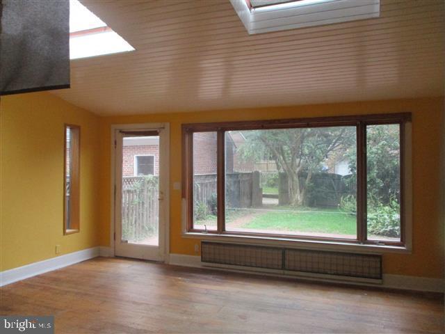 OAKENSHAWE - Residential