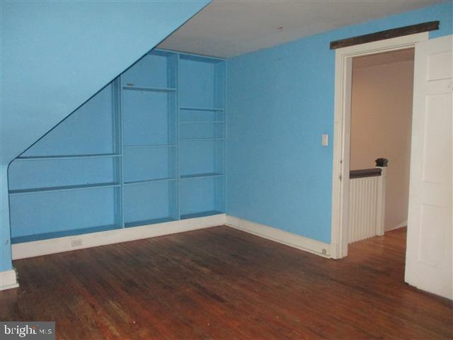 OAKENSHAWE - Residential