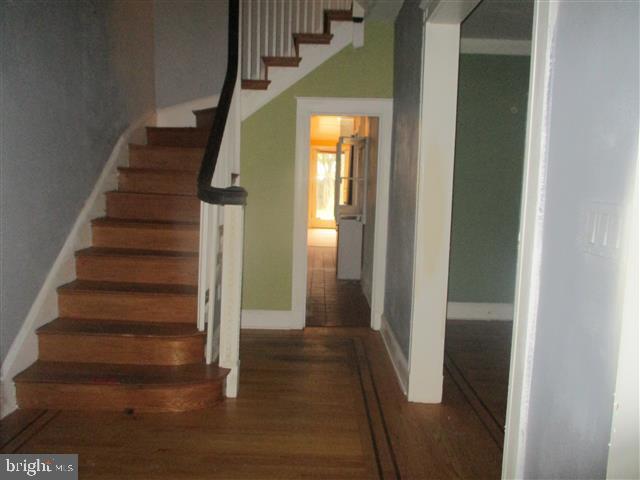 OAKENSHAWE - Residential