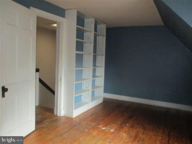 OAKENSHAWE - Residential