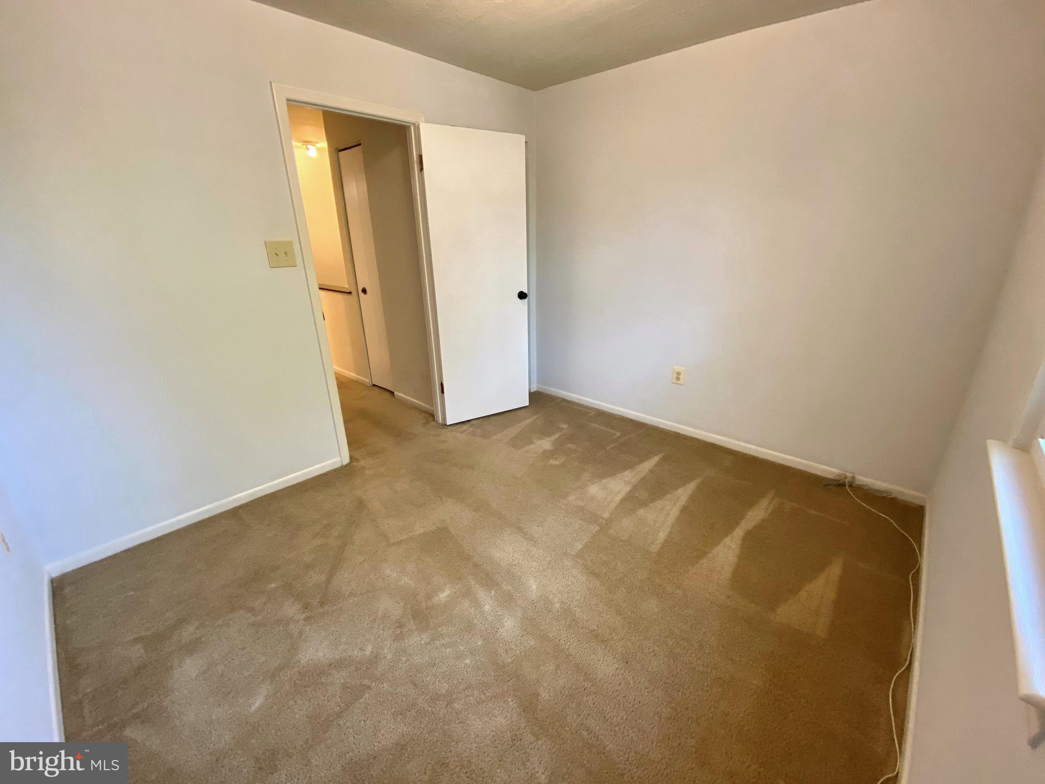 MAGOTHY ESTATES - Residential Lease