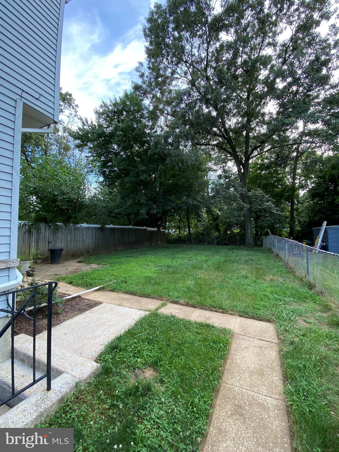 MAGOTHY ESTATES - Residential Lease