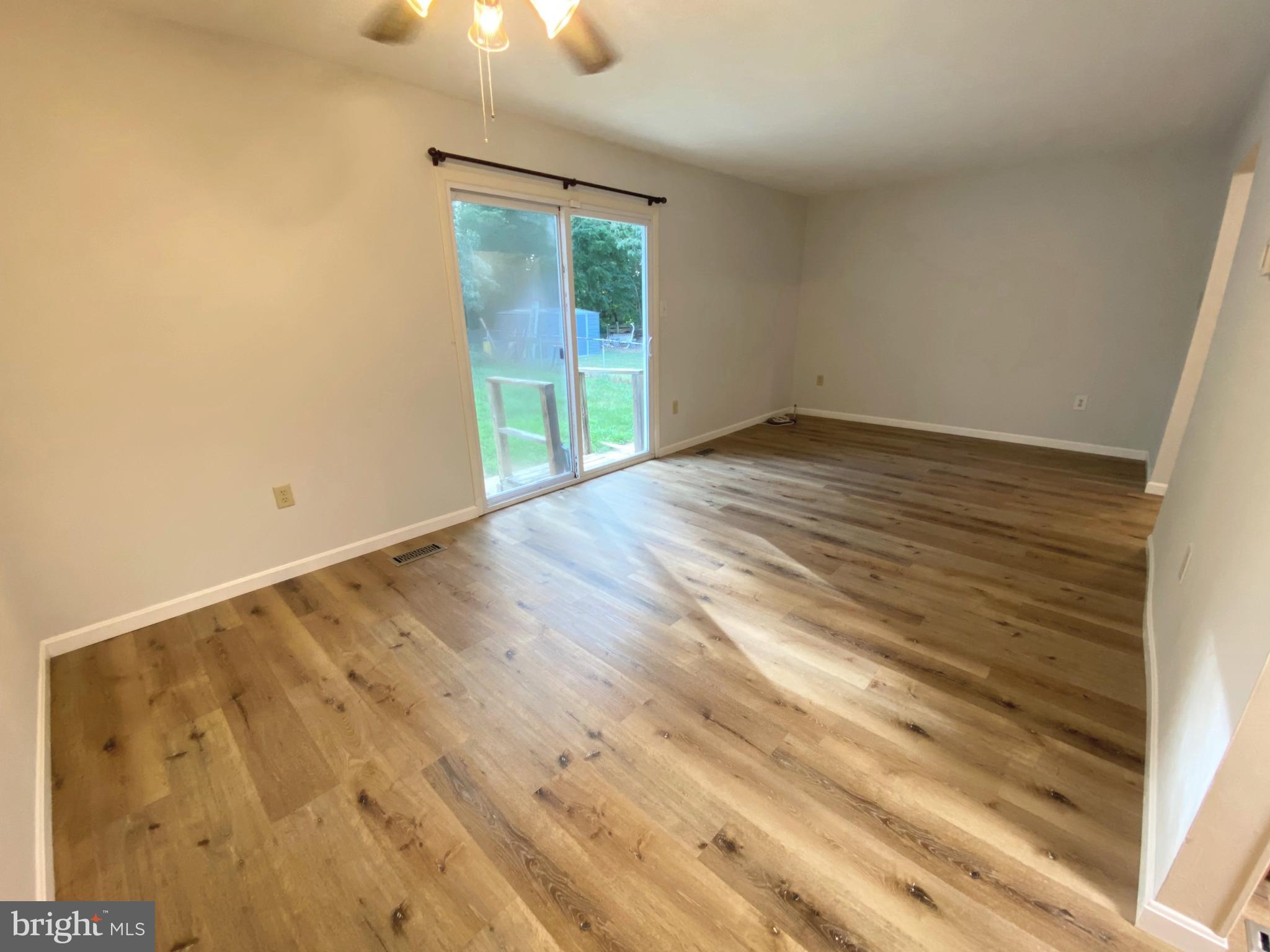 MAGOTHY ESTATES - Residential Lease