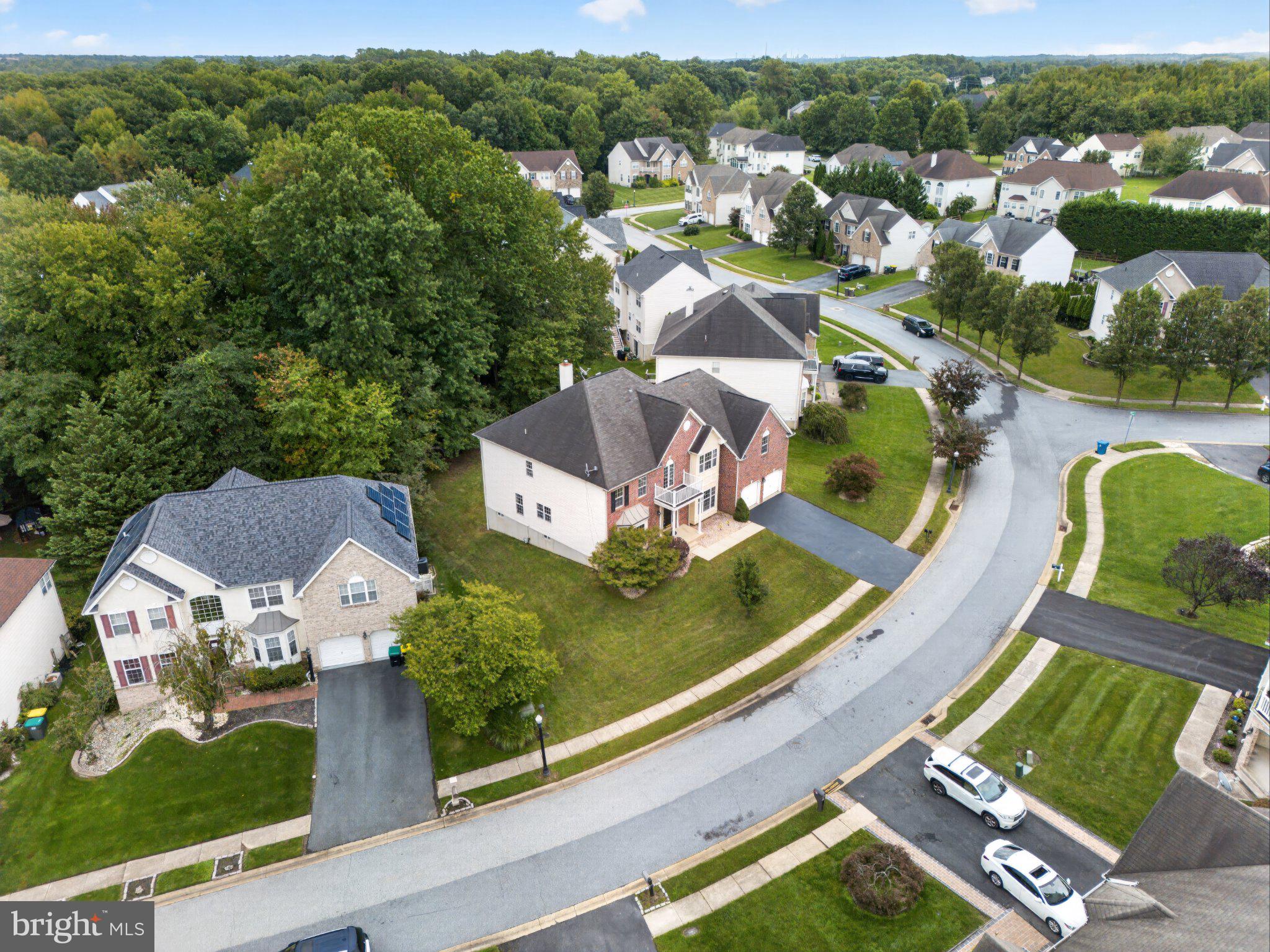 17 BLACKBIRD COURT
