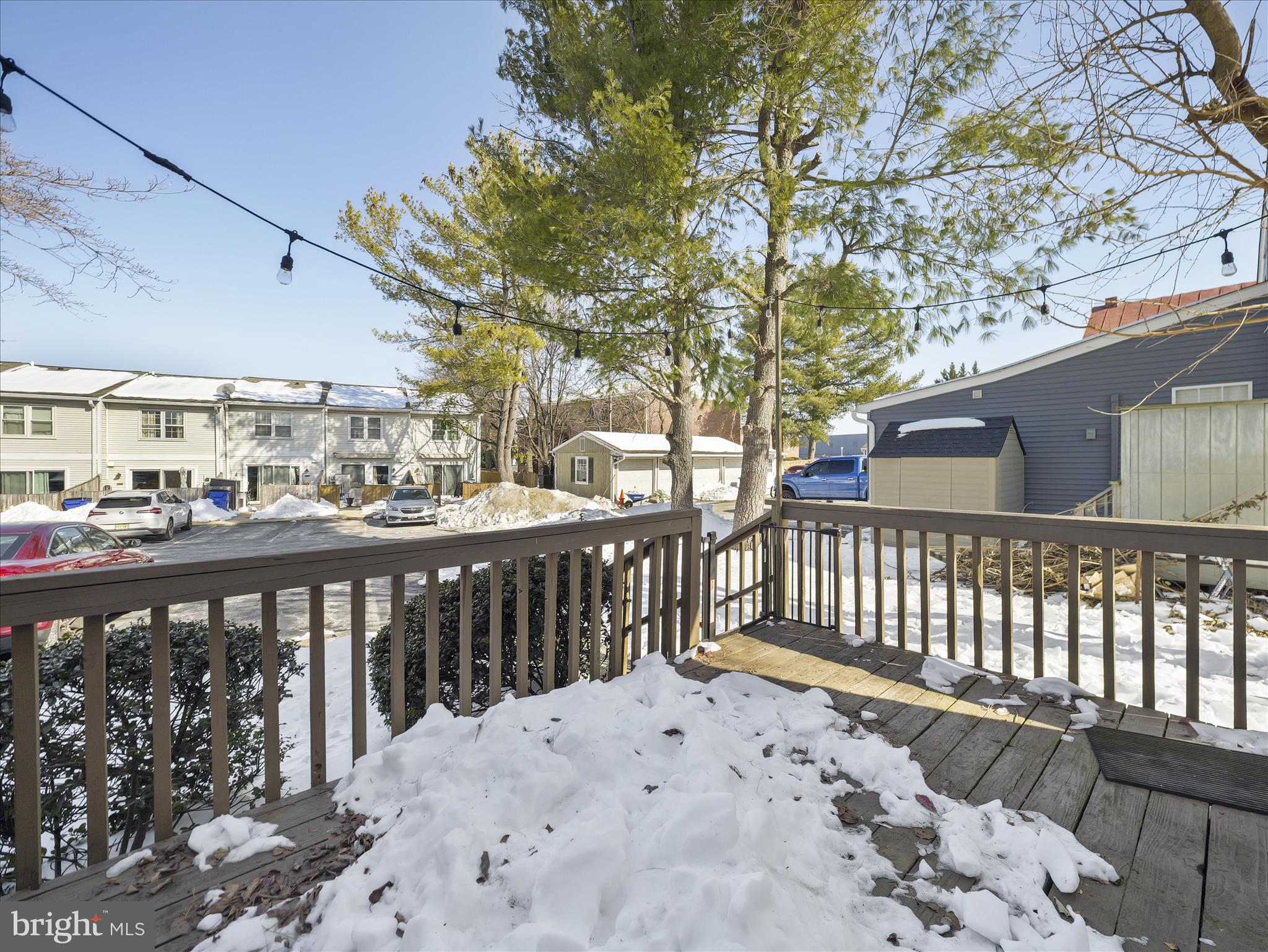 8TH STREET MEWS - Residential