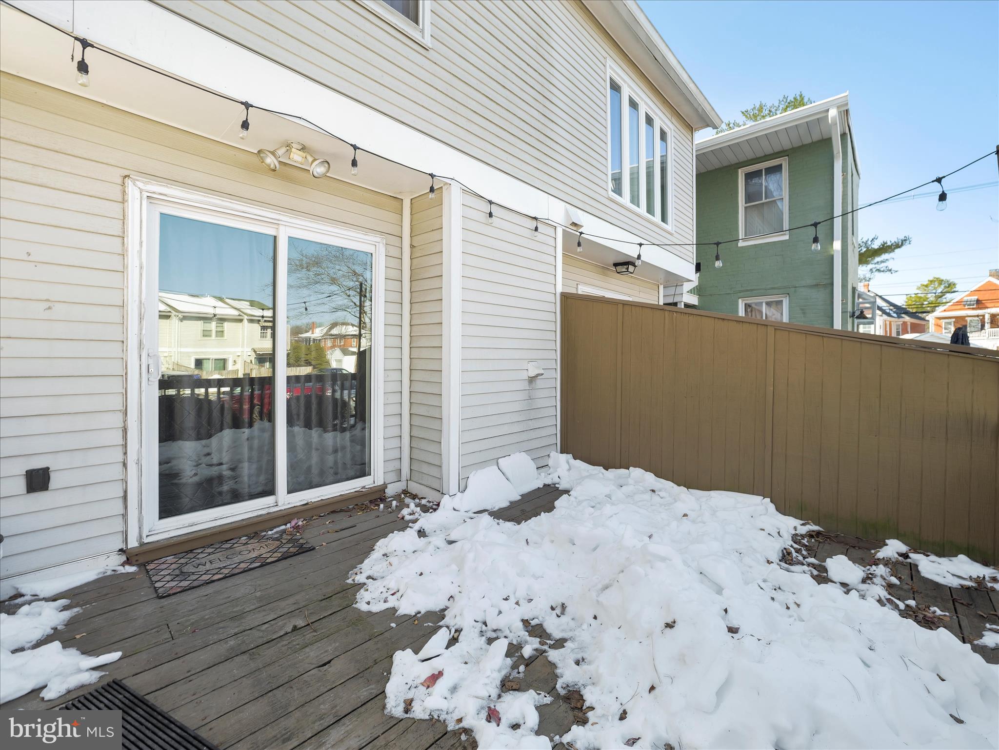 8TH STREET MEWS - Residential