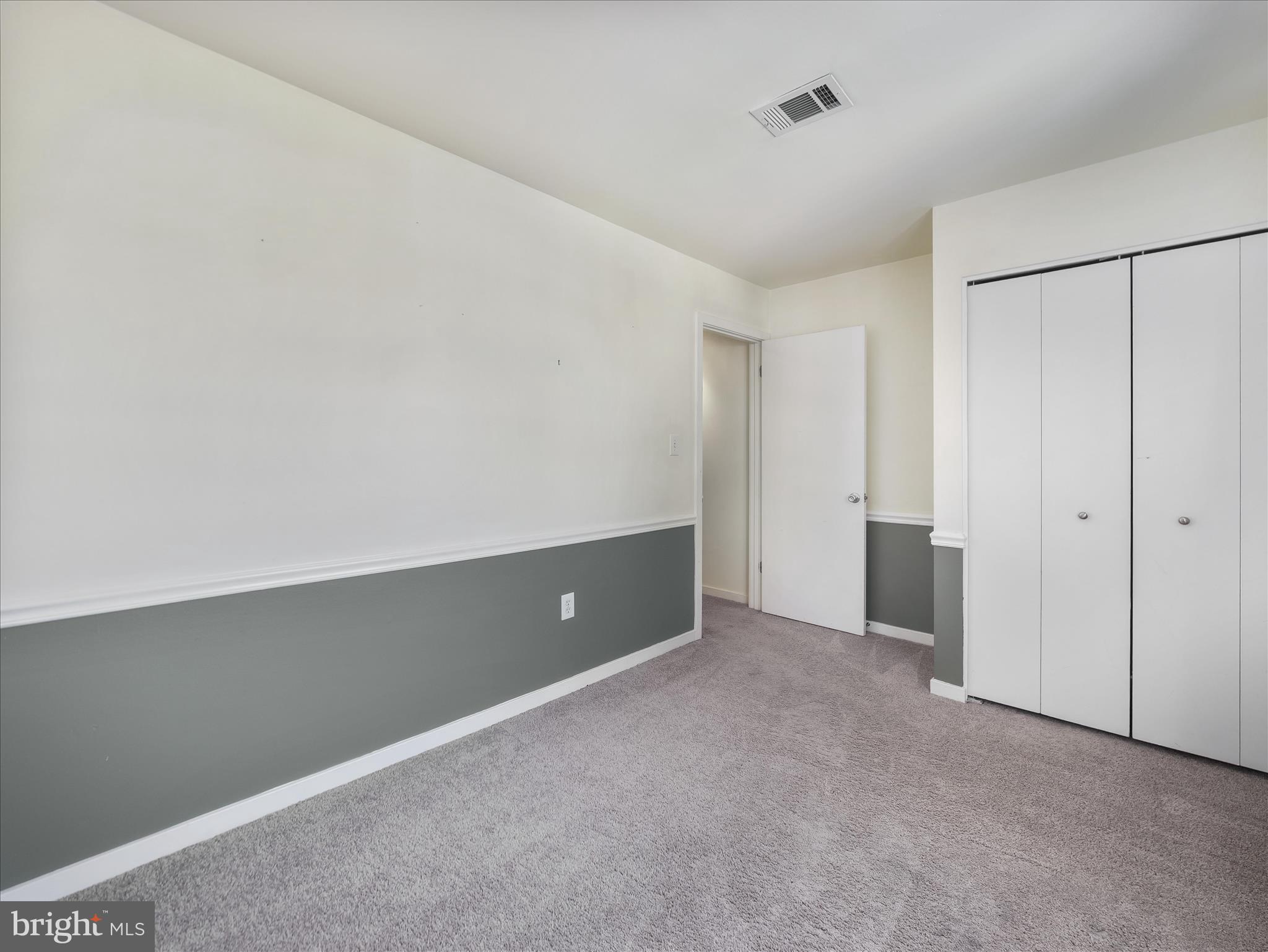 8TH STREET MEWS - Residential