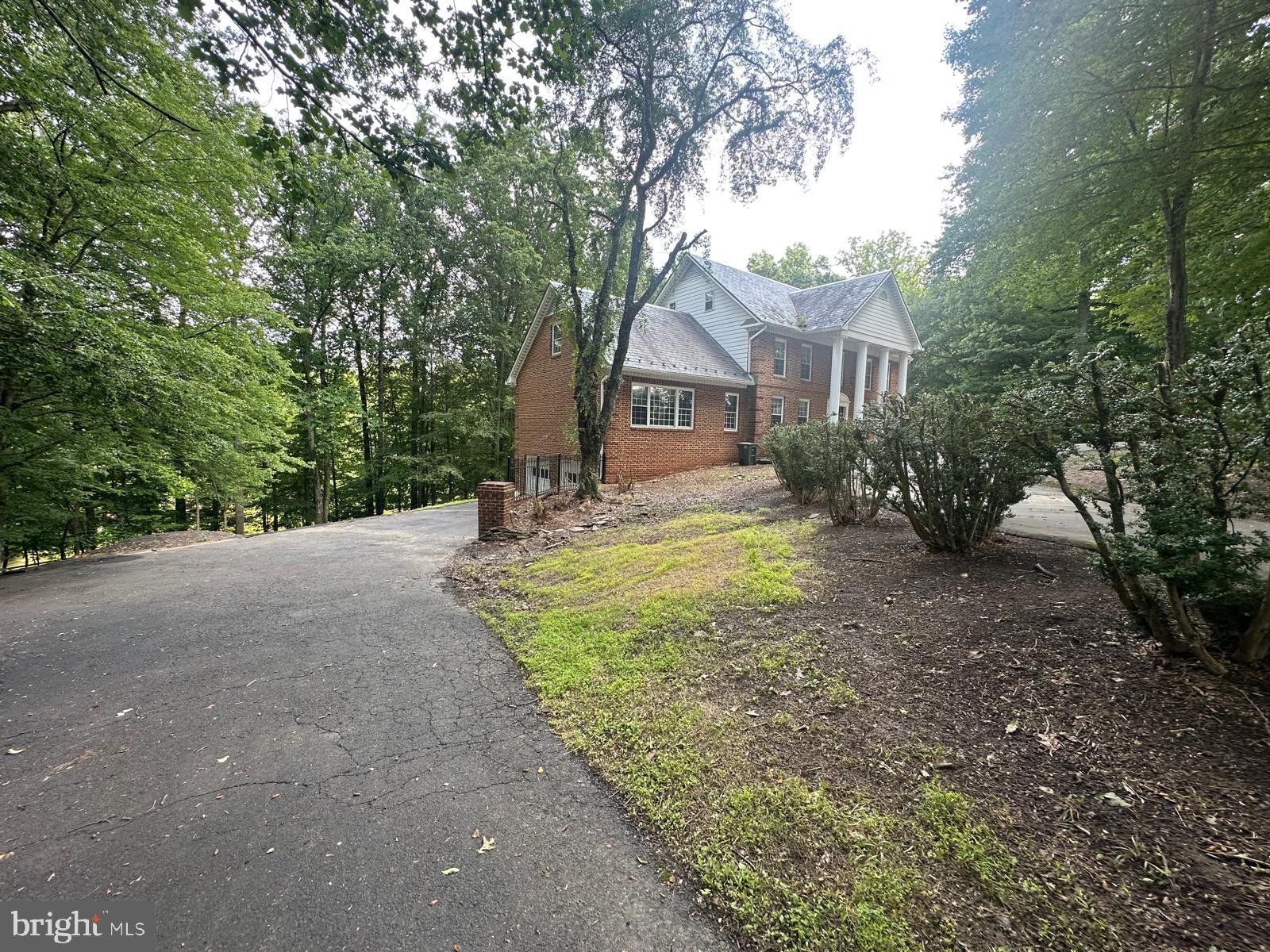 7615 KINCHELOE ROAD
