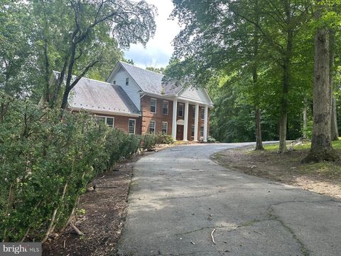 7615 KINCHELOE ROAD CLIFTON VA 20124