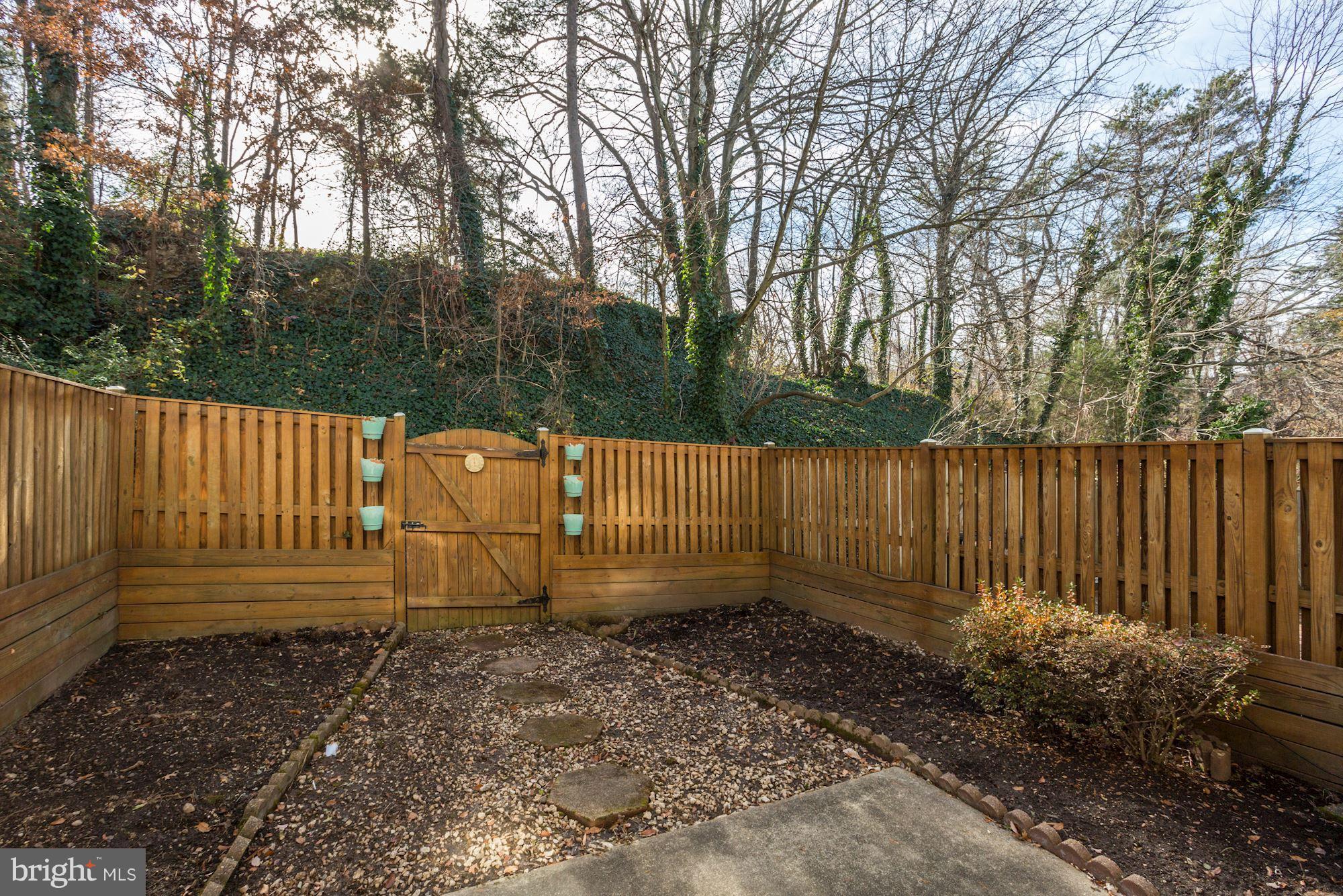 RUNNYMEADE - Residential Lease