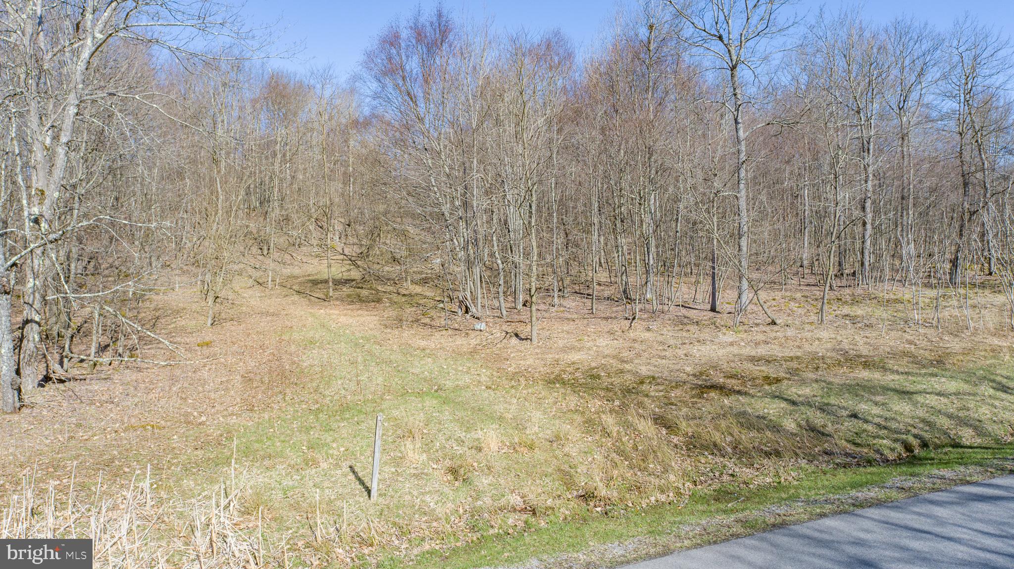 DEEP CREEK HIGHLANDS - Land