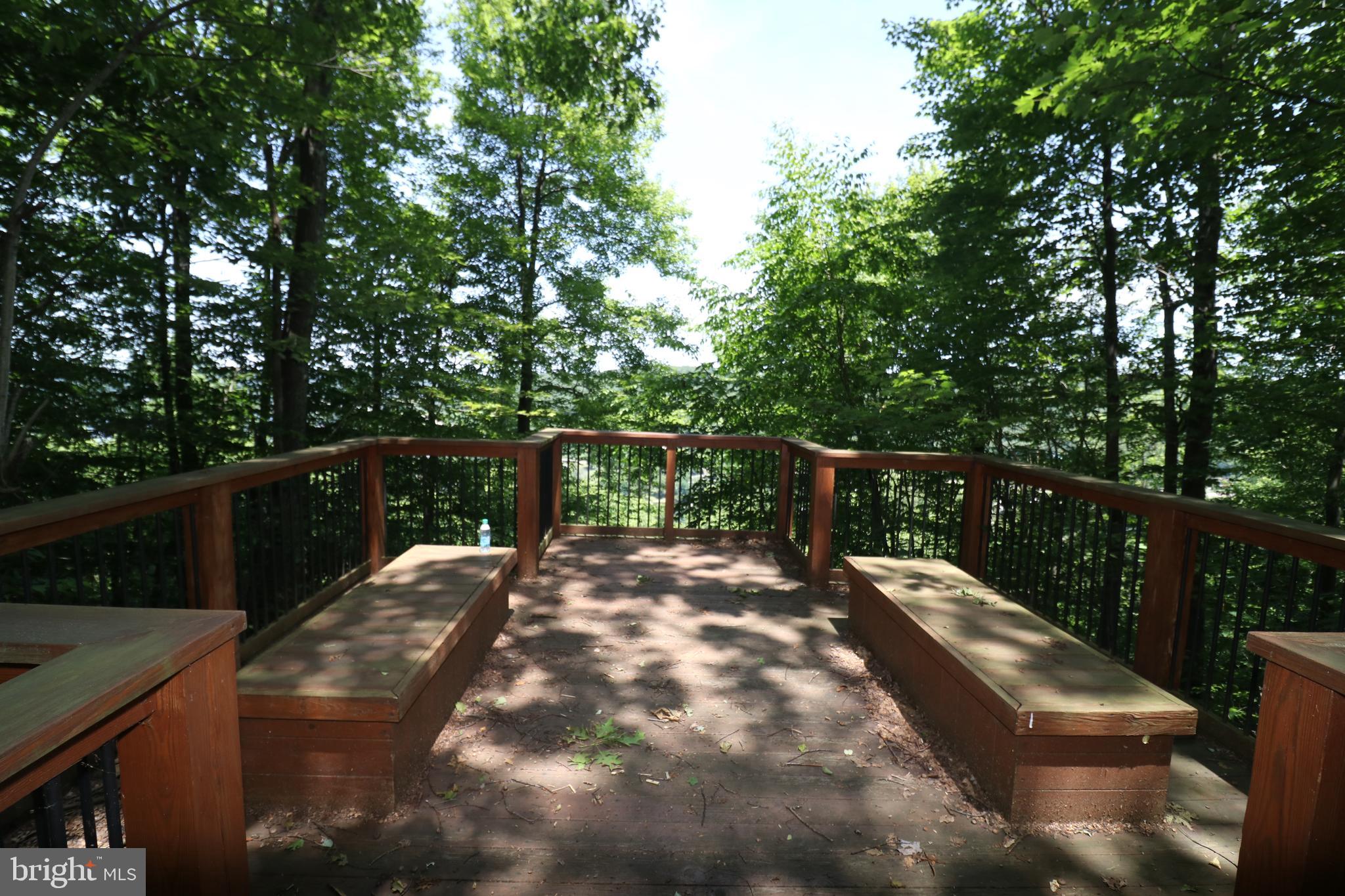 DEEP CREEK HIGHLANDS - Land