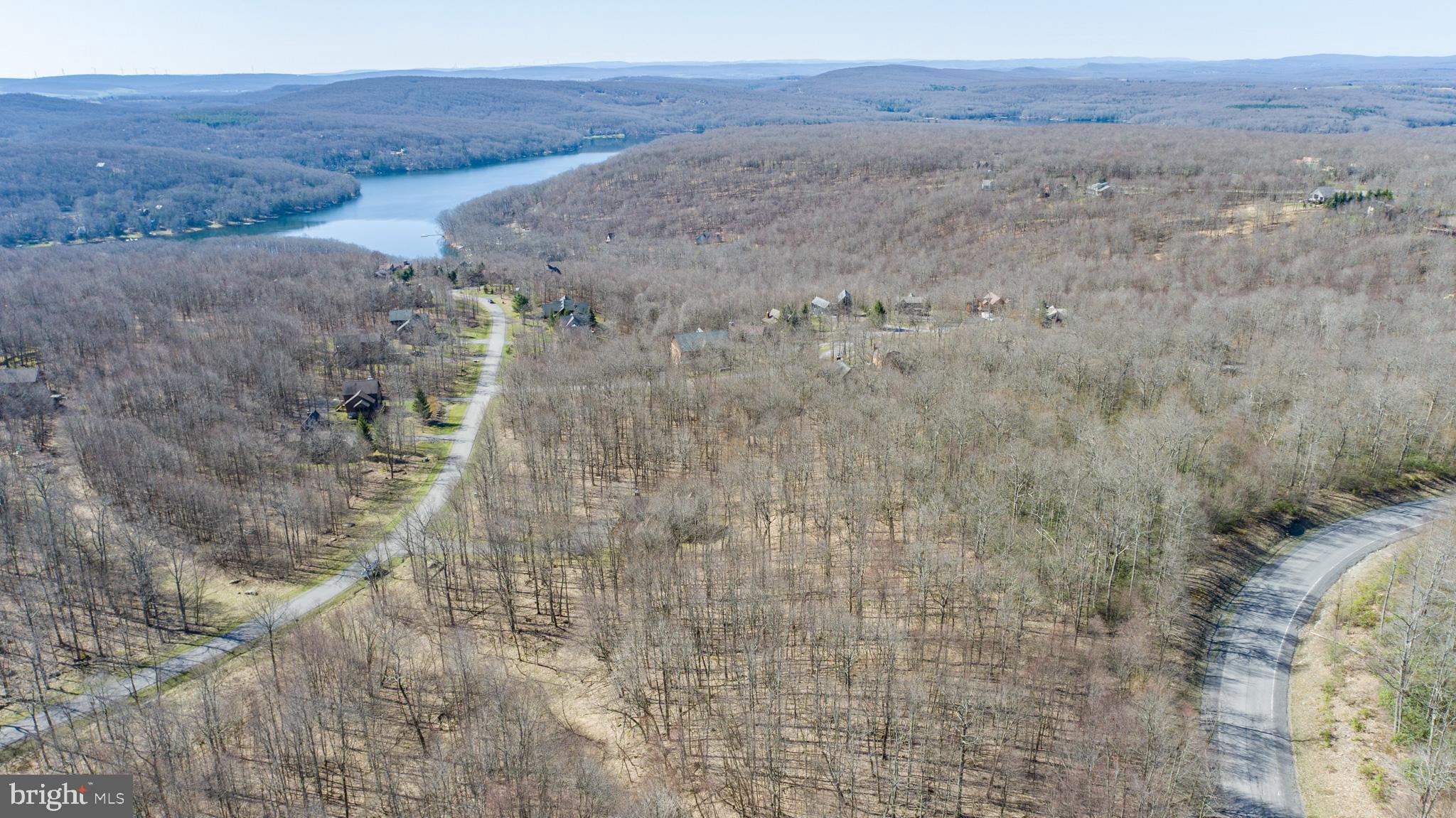 DEEP CREEK HIGHLANDS - Land