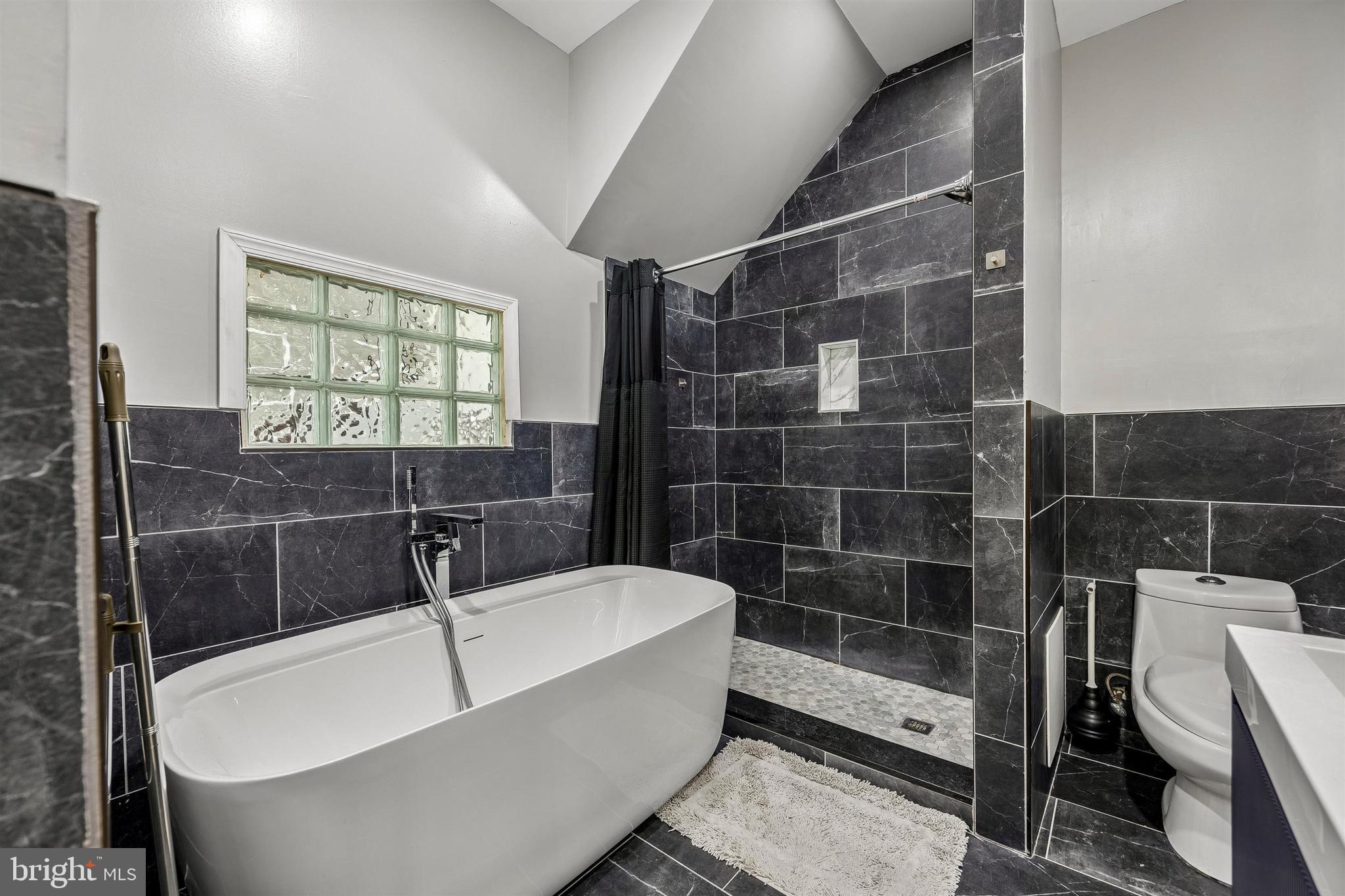 MANAYUNK - Residential